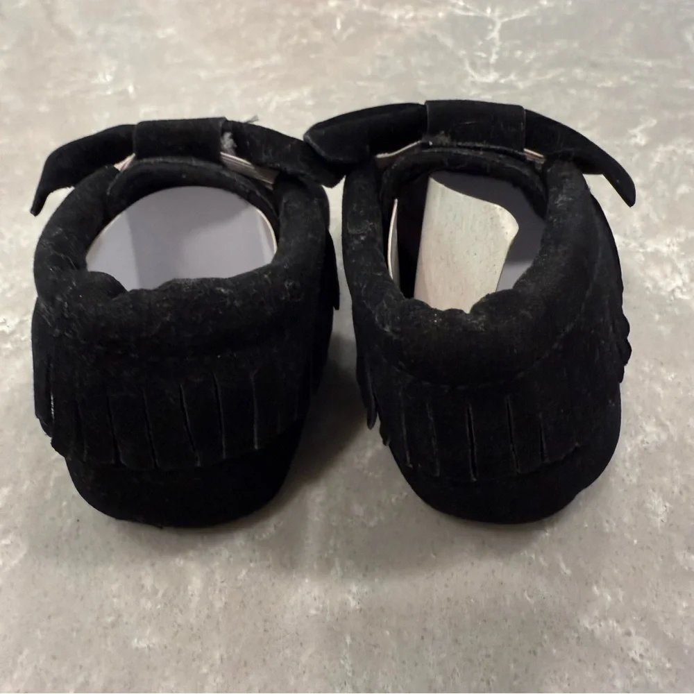 Romirus Black Velvet Fringe Bow Moccasins Size 2 NWOT